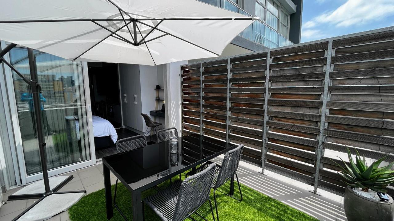 Modern Luxury Studio With Breathtaking City Views - No Load Shedding 开普敦 外观 照片