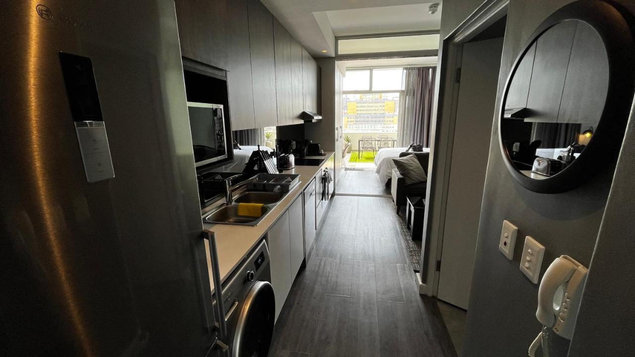 Modern Luxury Studio With Breathtaking City Views - No Load Shedding 开普敦 外观 照片